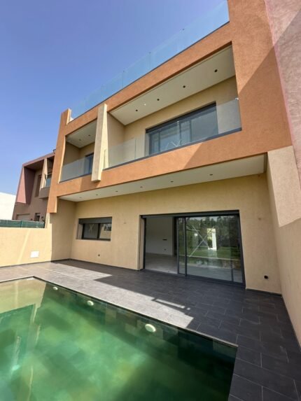 Modern Luxury Villa in Prestigia Argan – 300m² of Refined Living in Marrakech